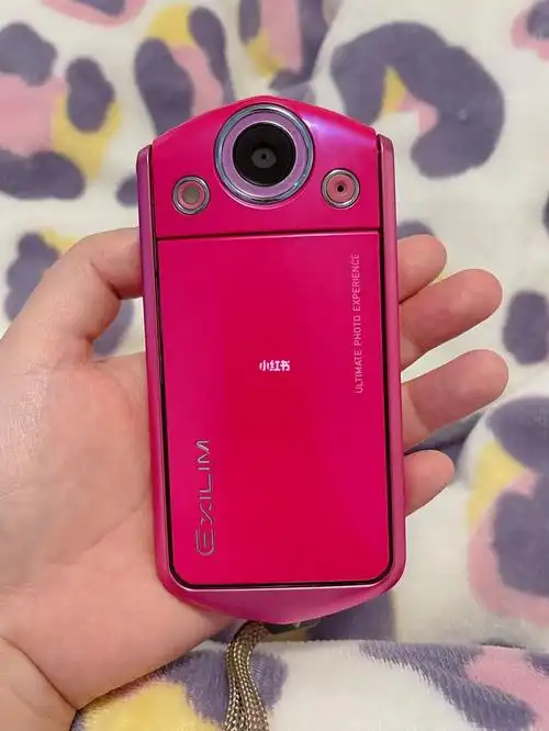 花250块钱买到的卡西欧tr350s自拍神器