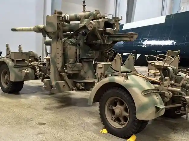 二战flugabwehrkanone (防空炮) 8.8厘米 - flak 37 88毫米高炮