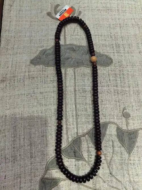 老挝红酸枝手串 做工精细 老料 直播间拍的福利社 物美价廉阿 没白皮