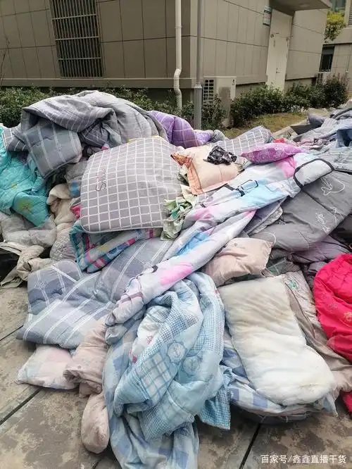 旧衣服回收现在还能干吗?除了旧衣服可以回收你可能还忽略了这个