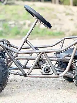 牛人自制四轮越野全地形摩托车,动手能力实在太强悍!