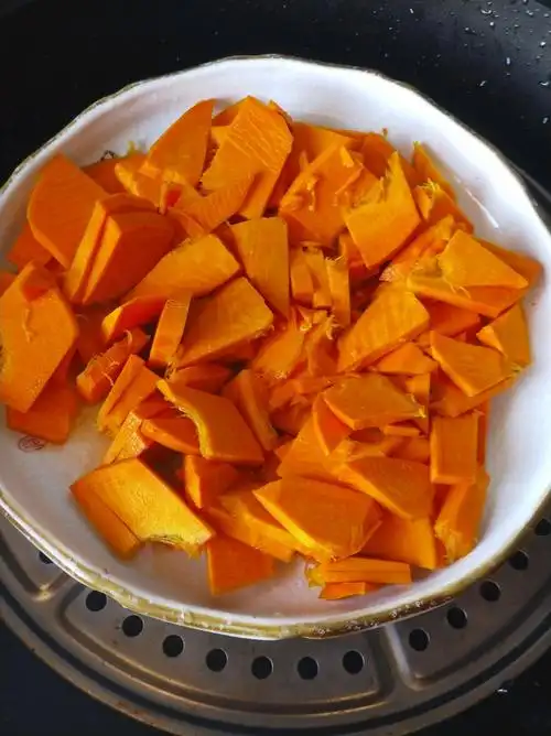 家常点心南瓜麻球软糯香甜一口一个停不下来