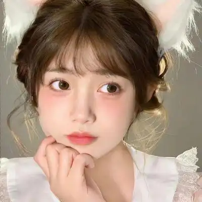 调皮可爱小丫头图片-女生头像 - 壁纸家