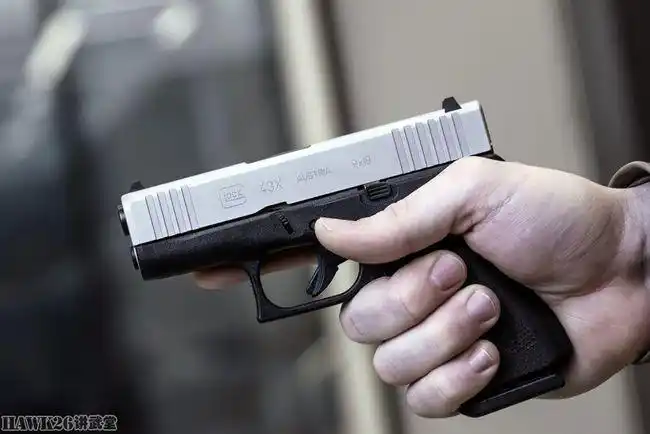 格洛克推出两款新型手枪g43xg48银色套筒让人着迷