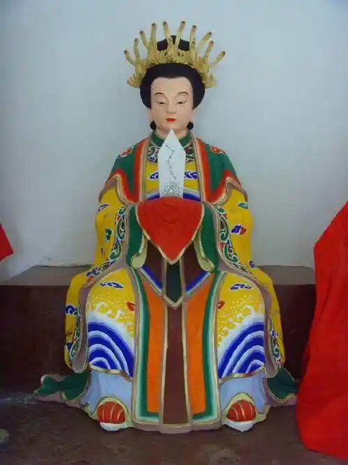 千姿百态的女娲娘娘像