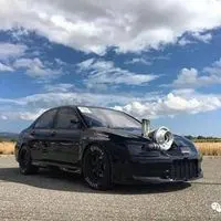 三菱evo动漫头像图片【点击鼠标右键下载】