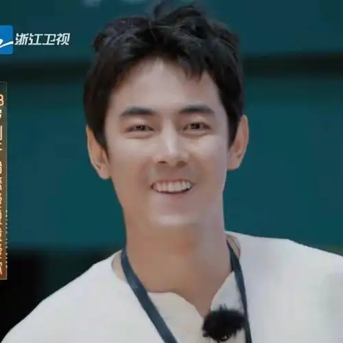 收集一些纪凌尘表情包|纪凌尘|表情包|宁静_新浪新闻