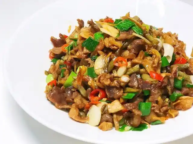 家常菜系列之酸豆角炒鸡胗,酸辣下饭