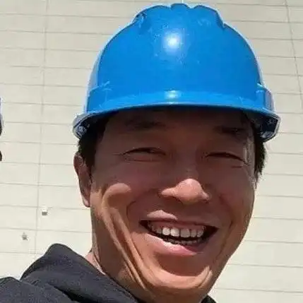 乌尔善工地版头像##乌尔善黄渤情头