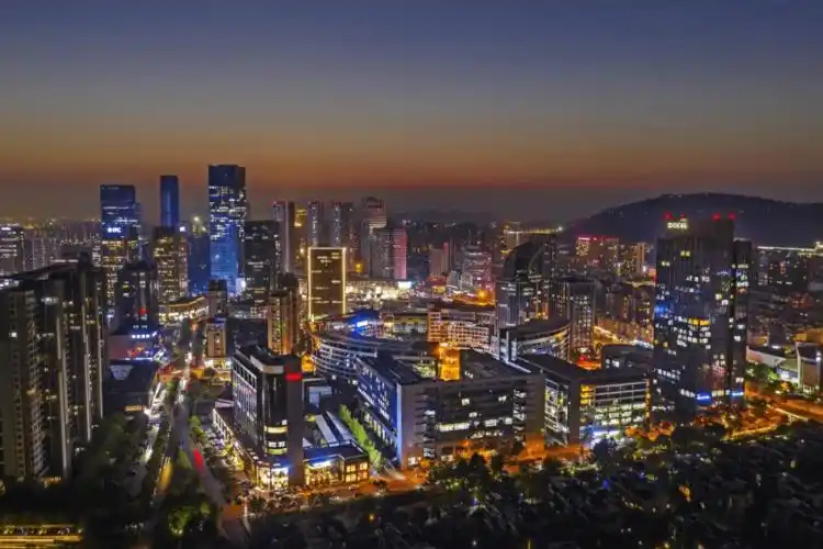 五彩迎新春丨轻触指尖点靓余杭吧