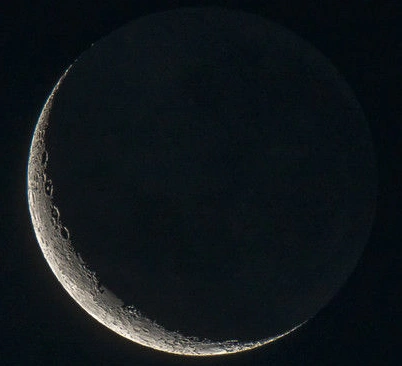 上弦月和下弦月的区别