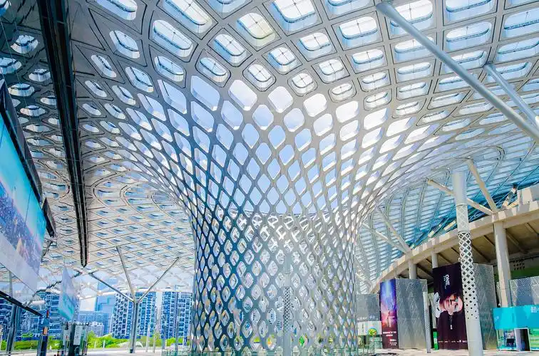 深圳湾春茧体育馆