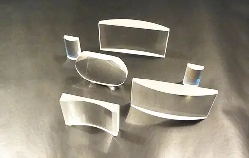 产品展示 光学产品 透镜 柱面镜          指标参数: 指标 高精度