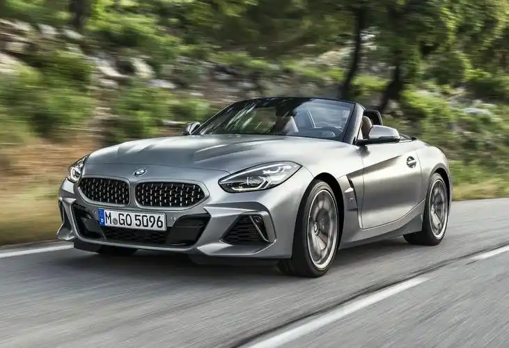 海外起价33万元,全新宝马z4敞篷跑车上市,配2.0t/3.0t发动机