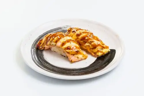 火炙芝士三文鱼握寿司