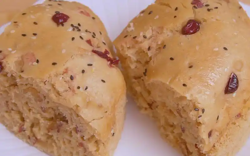 糯米粉里加2个鸡蛋教你做红糖糯米发糕软糯香甜全家都爱吃