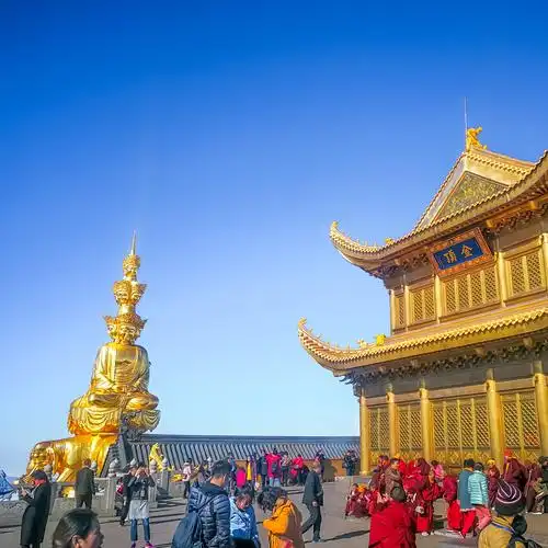 漫游峨眉入住景区峨眉山金顶乐山大佛纯玩2日游