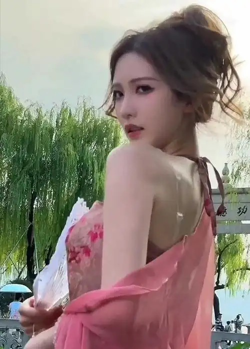 抖音十大最美女网红,个个长相惊艳,你关注了几个