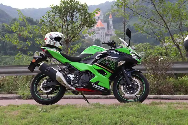 川崎ninja 400到底怎么样?