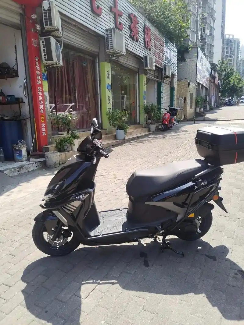 全新光阳jk125踏板车全国统一价8980元,3 - 抖音