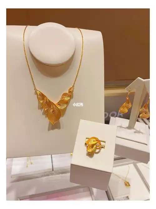 周大福婚庆三金套装_三金_婚庆_黄金_周大福怎么样_周大福三金_婚嫁