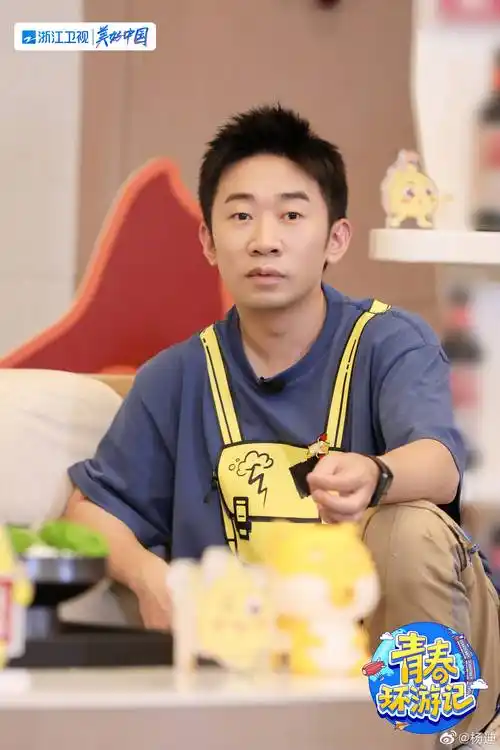 杨迪认真当好综艺咖不必强追演员梦丨文娱幕后