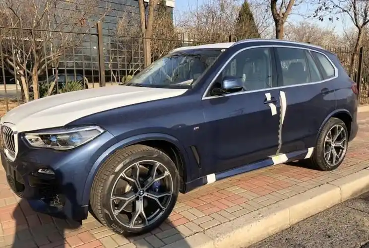 全新19款宝石蓝宝马x5提车,落地90万,超高颜值比奥迪q7还好看!