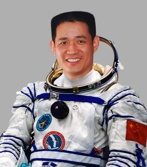 聂海胜大气回应美媒尖锐提问:太空属于全人类