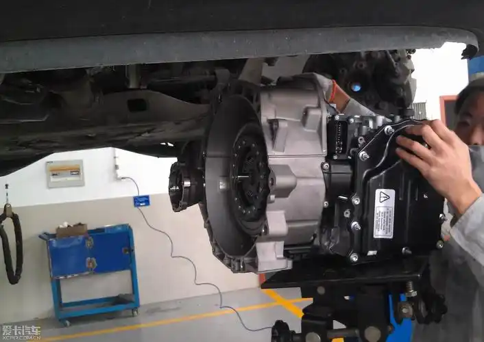 【图】09年第一批高尔夫6第二次更换dsg变速箱总成(详情拆装图片)_12