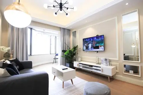 80平两居室电视背景墙装修效果图