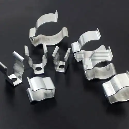 弹性管卡 弹簧钢管卡扣 弹性开口管卡 管夹 卡箍 锰钢管卡子d6 φ32