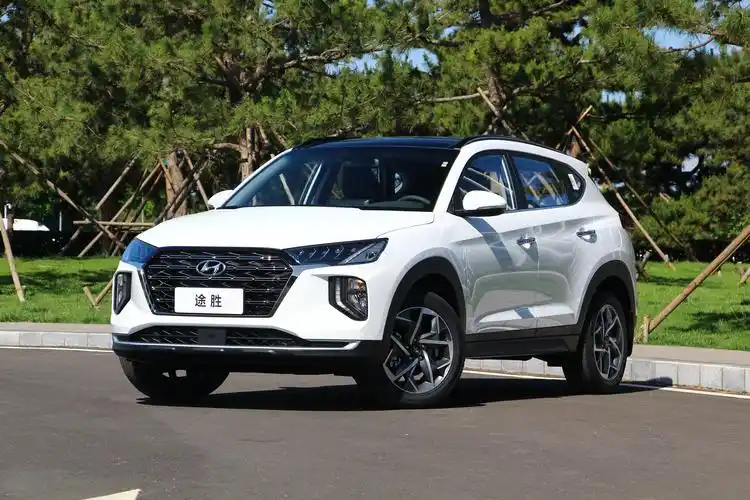 2020款北京现代途胜16t两驱时尚版