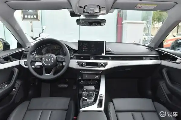 当前位置:>易车>奥迪a5方向盘摘要>摘要详情> 内饰的风格上,奥迪a5更