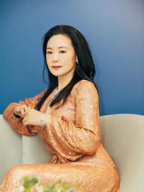 咏梅秋日的繁盛