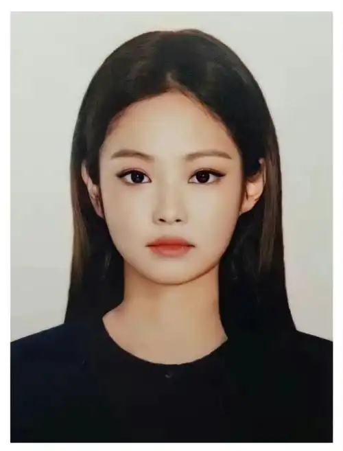 jennie rap#收藏一些绝美饭制证件照0006/logo