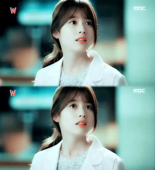 w两个世界 李钟硕 韩孝周cr:@贝拉兔99转载注明出处