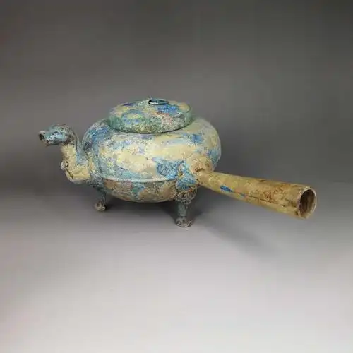 汉代  癸字纹青瓷罐