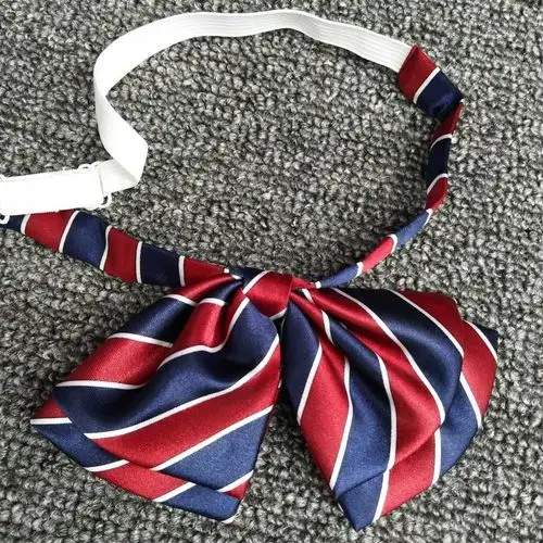 太可思服饰女士领花