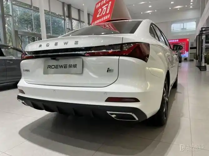 这价格还是很香的荣威i5看车小记