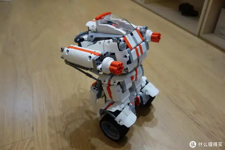 本站首晒米兔积木机器人开箱试玩快报