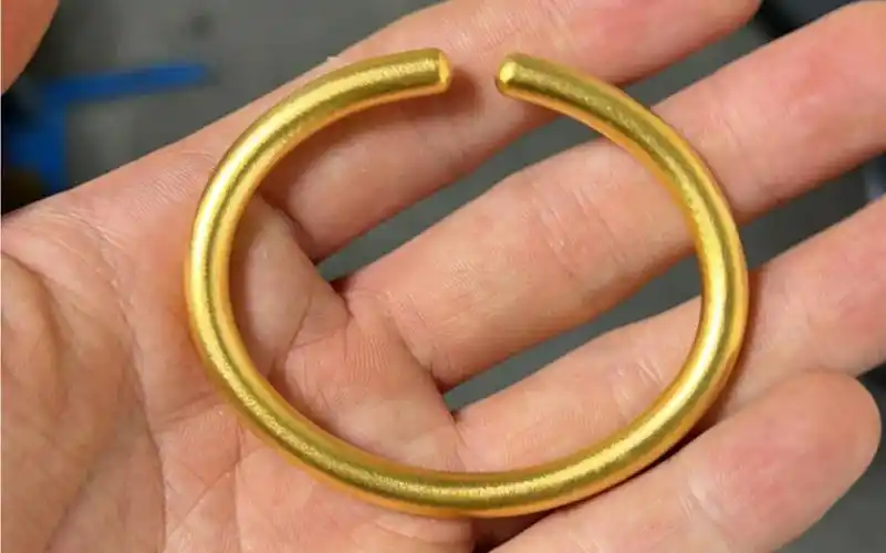 旧黄金首饰加工66克素圈贵妃开口手镯