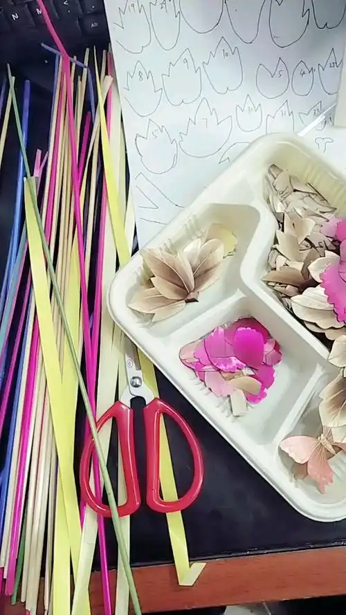 全民小助手用地里的小麦杆做纯手工的,喜欢吗?喜欢就点赞吧.