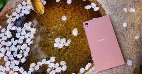 索尼z5尊享版樱花粉正式上市多图赏
