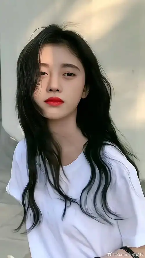 鞠婧祎超话jjy#鞠婧祎姜黎非#jjy#鞠婧祎#    "我想说的是,你叫我4000