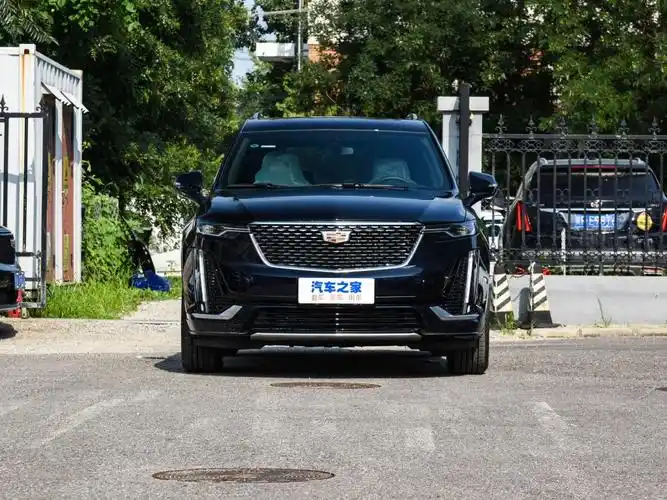 上汽通用凯迪拉克 凯迪拉克xt6 2022款 2.0t 六座四驱风尚型