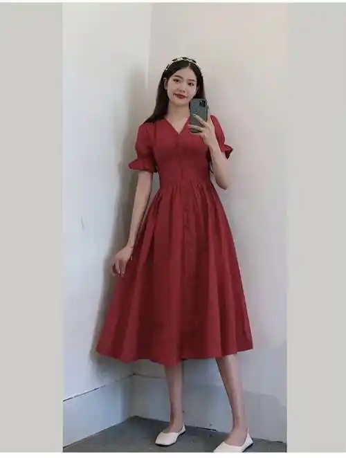 原创红色连衣裙搭配什么颜色鞋子红色长款连衣裙配什么鞋子好看