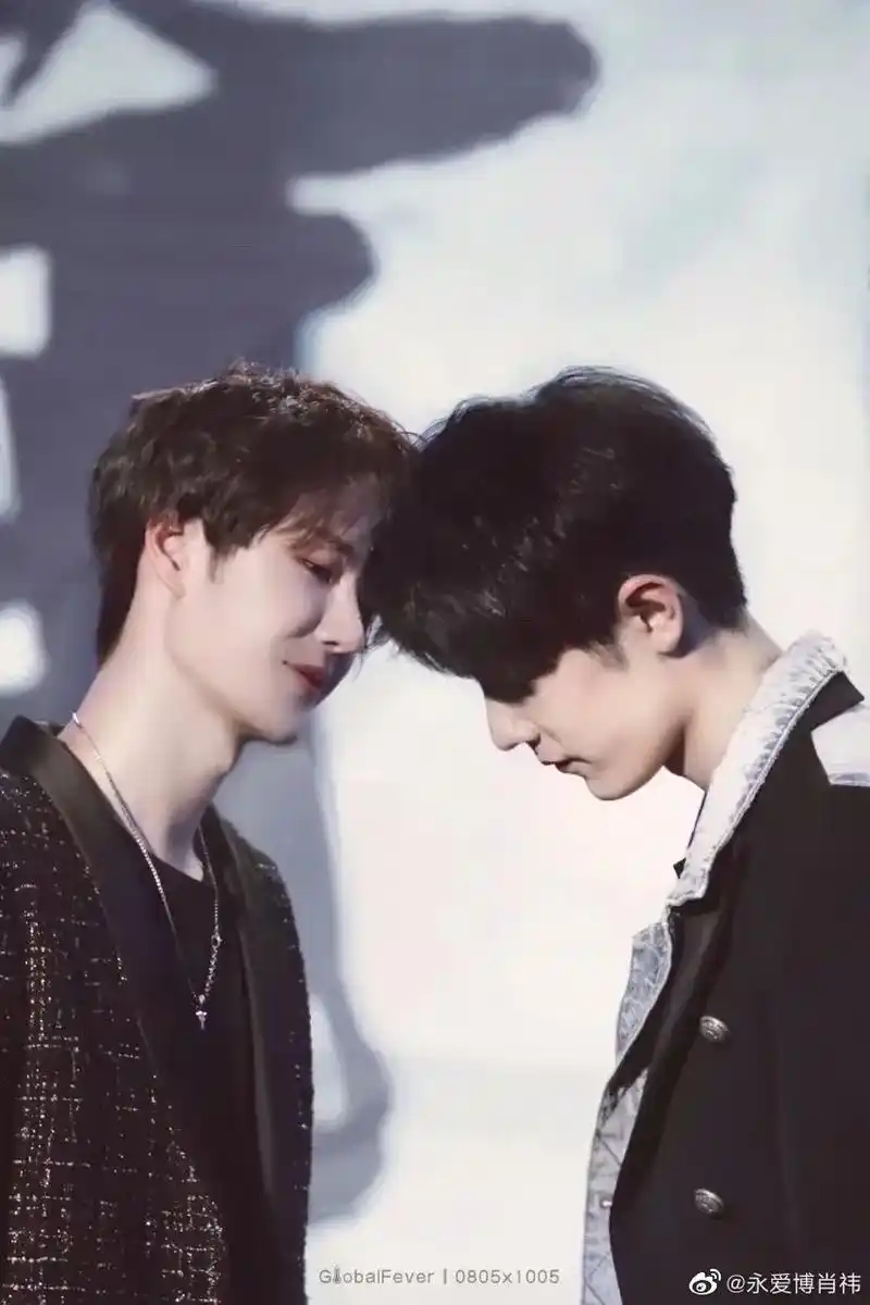 王一博 #肖战 #博君一肖 #磕cp的快乐 说的是   爱 - 抖音