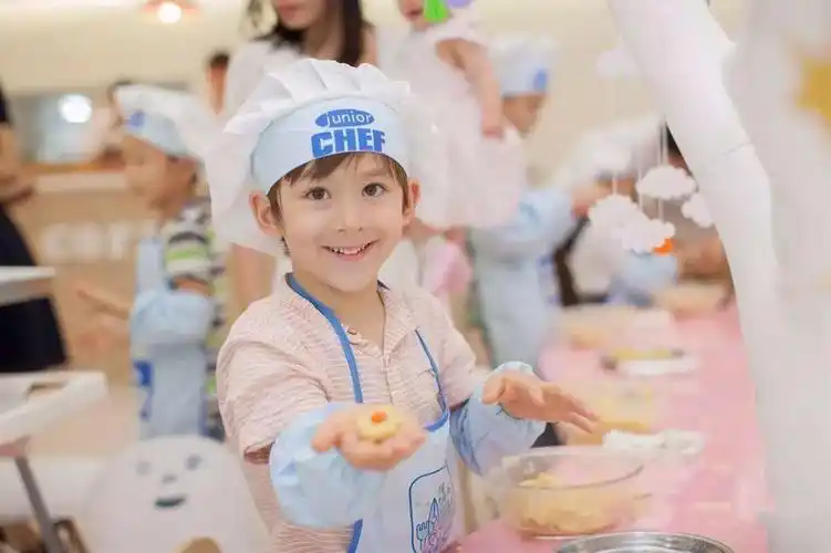 甲壹暑期活动「我是小小烘培师」