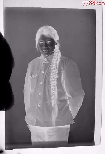 大辫子姑娘01【老底片】