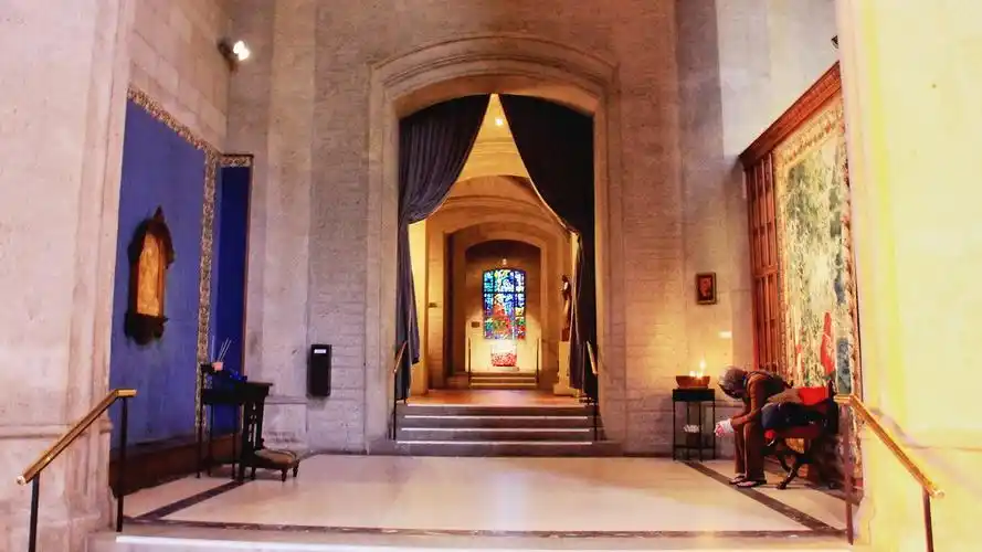 旧金山恩典座堂  grace cathedral